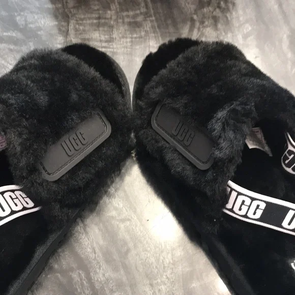 BNWOT UGGS K DISCO SLIDE - Picture 7 of 7